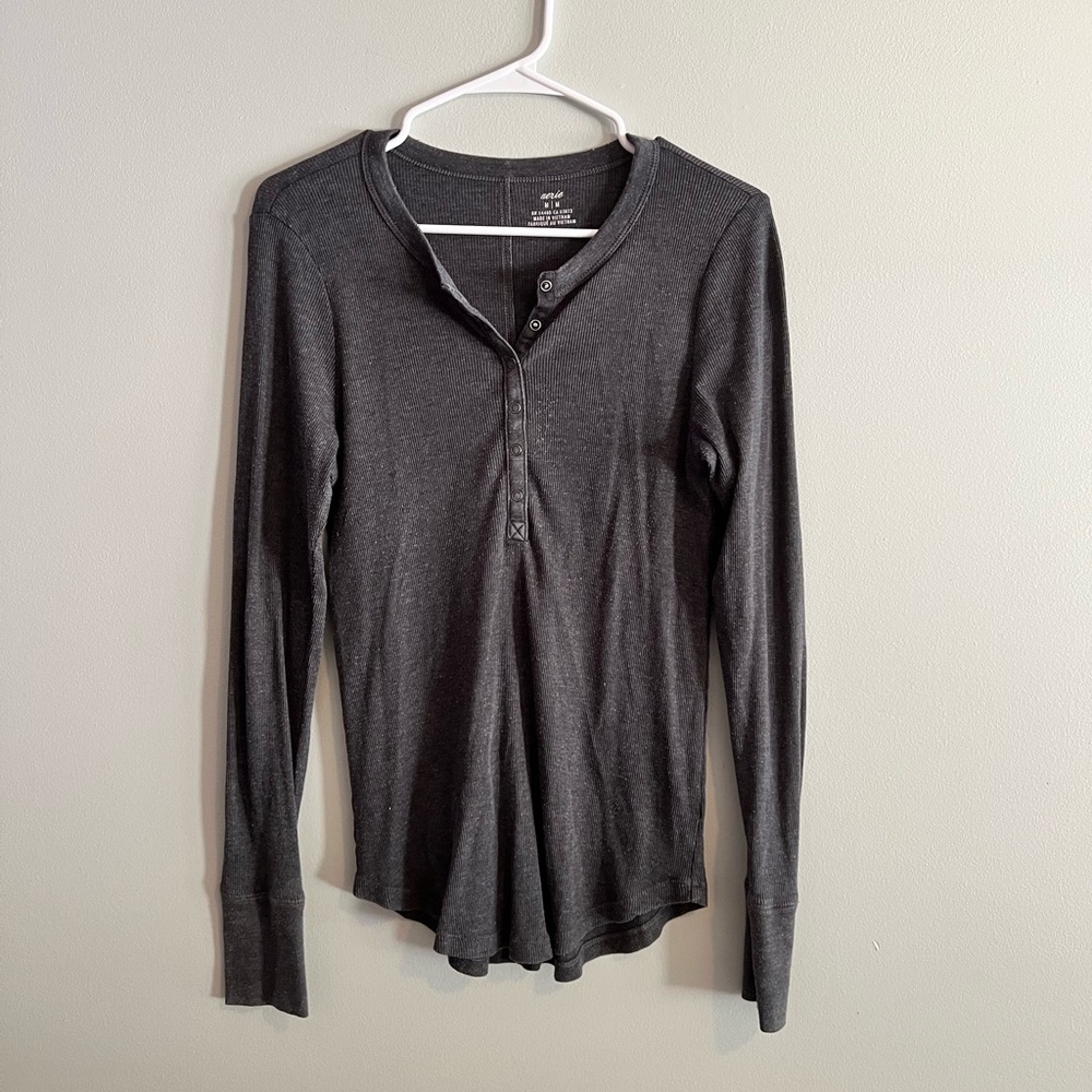 Aerie long sleeve!